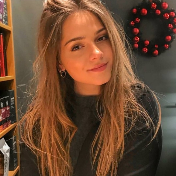 Meet your Posher, Reid - Picture 1 of 1